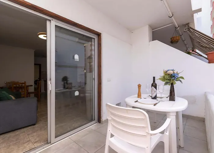 Floritas 33 - One Bed Apartamento Playa de las Americas (Tenerife)