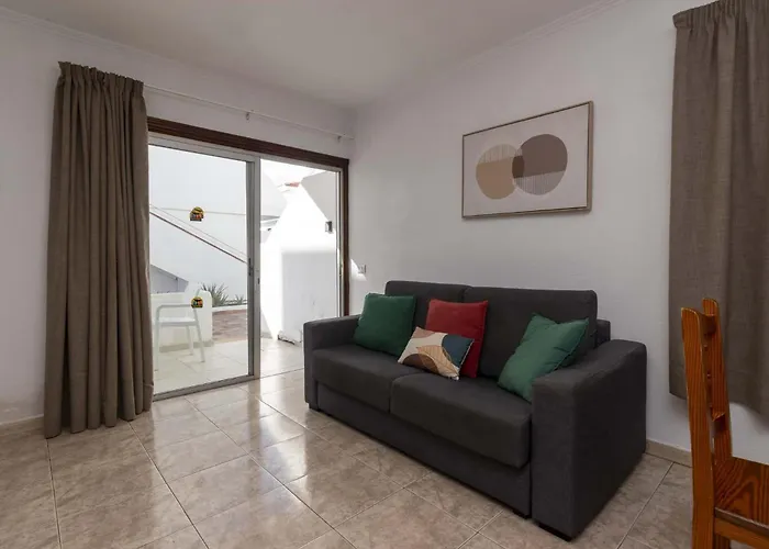 Floritas 33 - One Bed * Playa de las Americas (Tenerife)