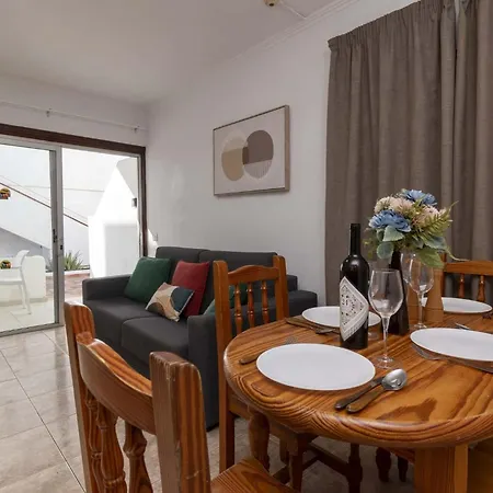 Floritas 33 - One Bed Apartment Playa de las Americas (Tenerife)