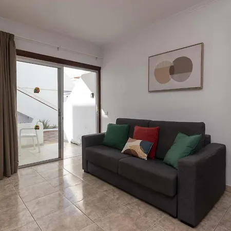 Floritas 33 - One Bed * Playa de las Americas (Tenerife)